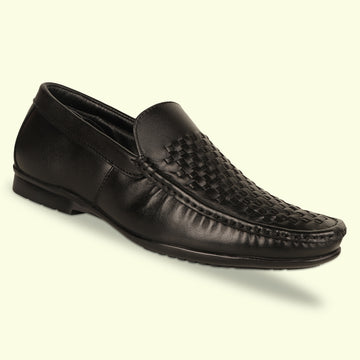 TRUDGE Black Loafer For Men - 5003